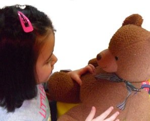 Cantar giocando per bambole e pupazzi | Giunti Scuola Cantar giocando per bambole e pupazzi | Giunti Scuola