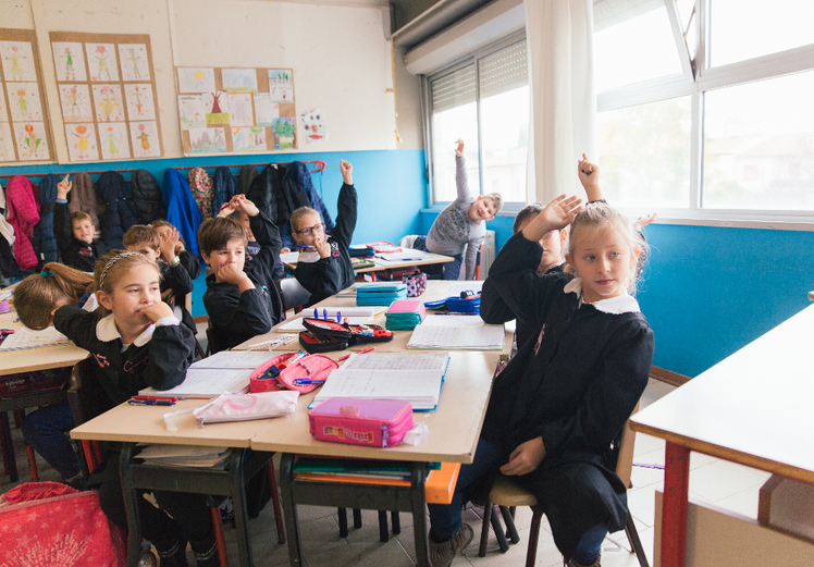 Giocare con la lingua italiana | Giunti Scuola Giocare con la lingua italiana | Giunti Scuola