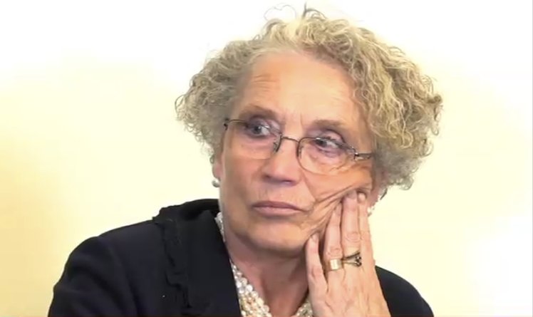 Intervista a Maria Cristina Peccianti | Giunti Scuola Intervista a Maria Cristina Peccianti | Giunti Scuola