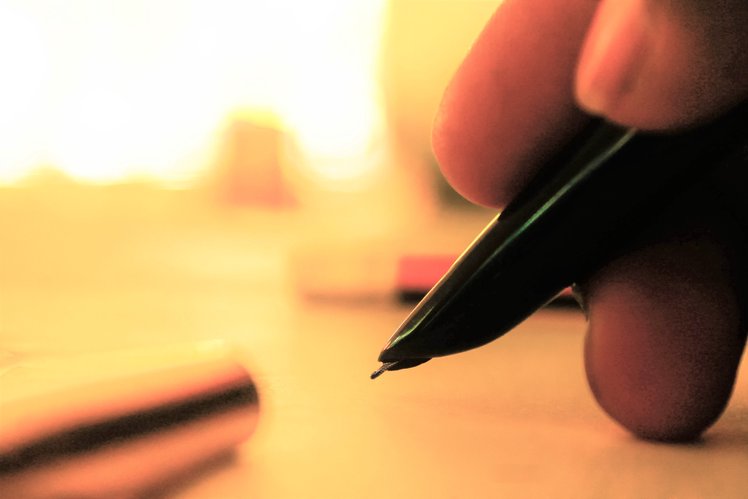 La scrittura, tra penna e tastiera | Giunti Scuola
