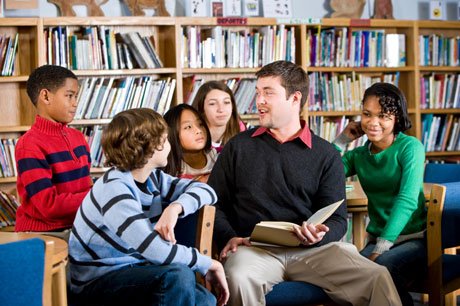Leggere a voce alta: una magia difficile | Giunti Scuola Leggere a voce alta: una magia difficile | Giunti Scuola