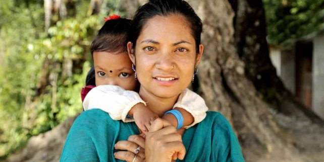 A Milano la mostra "MOTHERS OF THE WORLD. L’amore che cambia il mondo" | Giunti Scuola A Milano la mostra "MOTHERS OF THE WORLD. L’amore che cambia il mondo" | Giunti Scuola