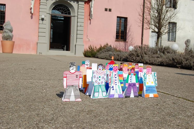 Anch'io poso lo sguardo là fuori e mi accorgo di entrare nel gioco. Una giornata con Mario Lodi | Giunti Scuola Anch'io poso lo sguardo là fuori e mi accorgo di entrare nel gioco. Una giornata con Mario Lodi | Giunti Scuola