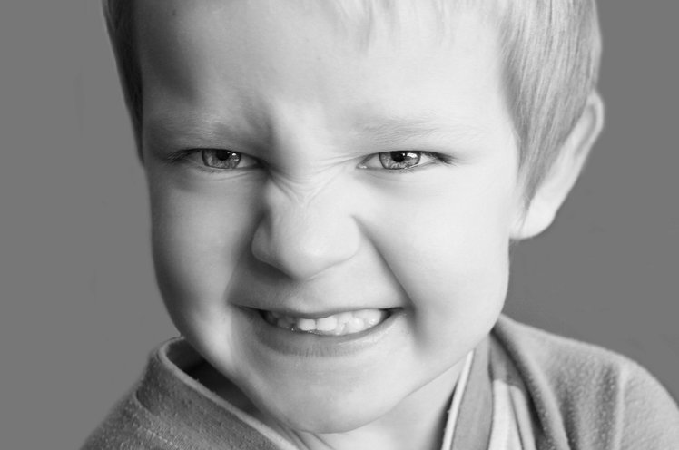 Bambini che mordono i compagni: che fare? | Giunti Scuola Bambini che mordono i compagni: che fare? | Giunti Scuola