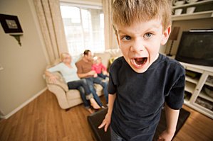 Bambini con comportamenti difficili da gestire: è un’emergenza? | Giunti Scuola