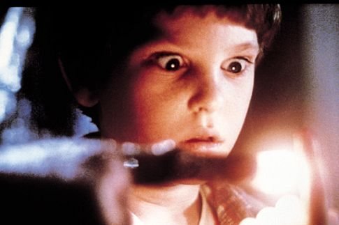Bambini e tv: una fascinazione pericolosa | Giunti Scuola Bambini e tv: una fascinazione pericolosa | Giunti Scuola