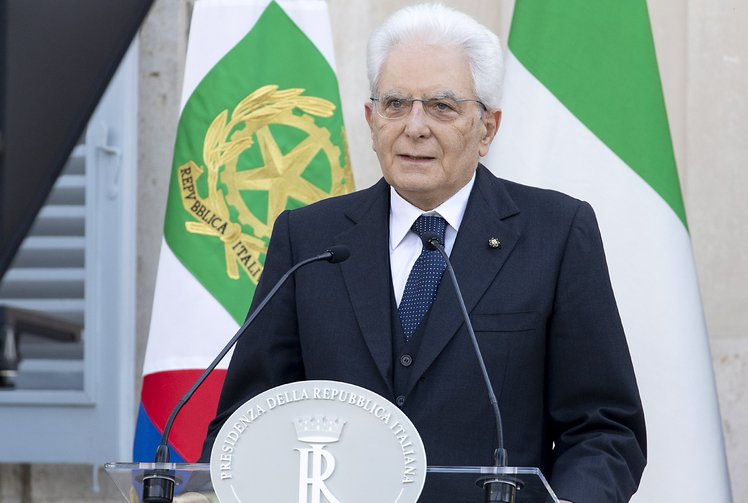 Cavalieri del lavoro, il presidente Mattarella premia anche docenti, presidi, studenti | Giunti Scuola Cavalieri del lavoro, il presidente Mattarella premia anche docenti, presidi, studenti | Giunti Scuola