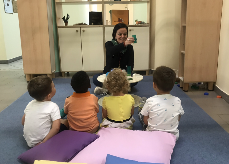 "C’era una volta e ancora c’è", laboratori di narrazione al nido e in famiglia | Giunti Scuola "C’era una volta e ancora c’è", laboratori di narrazione al nido e in famiglia | Giunti Scuola