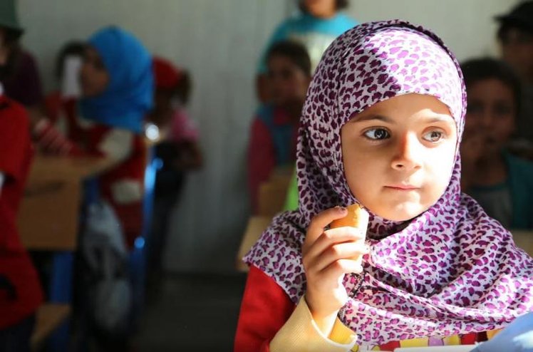 Cibo, istruzione, parità per le bambine e le donne del mondo | Giunti Scuola