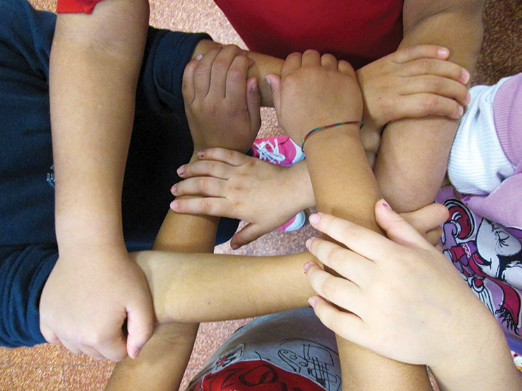 Con le mani | Giunti Scuola