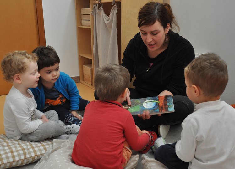 Con tre lingue il mondo è più bello | Giunti Scuola Con tre lingue il mondo è più bello | Giunti Scuola