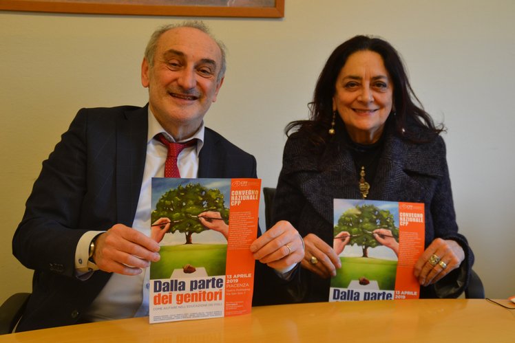 Dalla parte dei genitori: come aiutare a educare bene i figli | Giunti Scuola Dalla parte dei genitori: come aiutare a educare bene i figli | Giunti Scuola