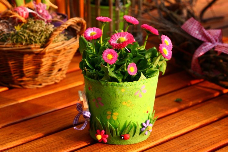 Decorazioni naturali o fiori prestampati negli spazi per l'infanzia? | Giunti Scuola Decorazioni naturali o fiori prestampati negli spazi per l'infanzia? | Giunti Scuola