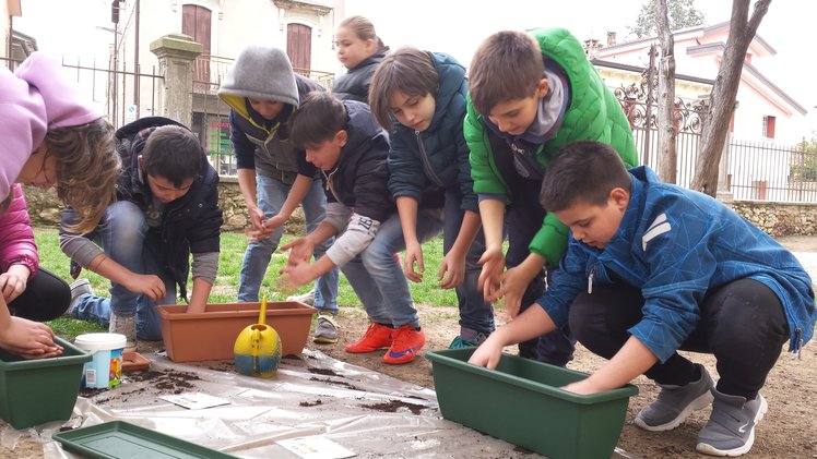 Dialogo con una giovane maestra | Giunti Scuola