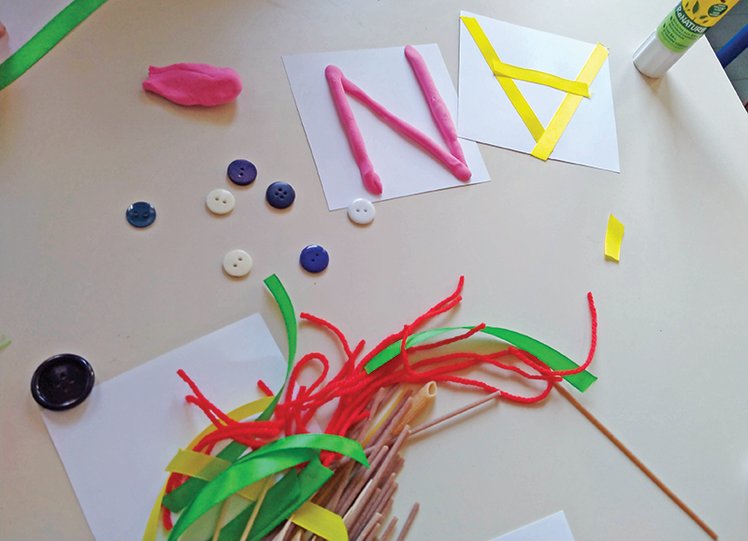 Bee-Bot con lettere e numeri | Giunti Scuola Bee-Bot con lettere e numeri | Giunti Scuola