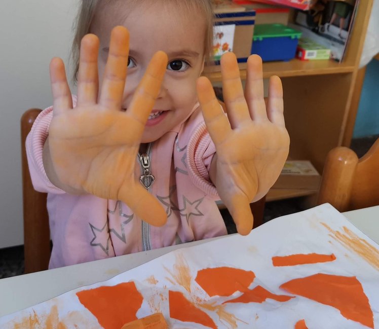 Bambine e bambini ucraini: 4 proposte per accogliere nell'ascolto | Giunti Scuola Bambine e bambini ucraini: 4 proposte per accogliere nell'ascolto | Giunti Scuola