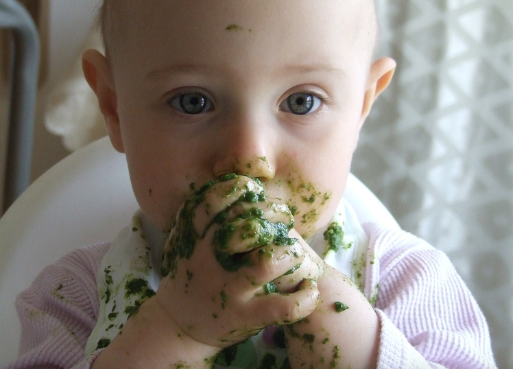 Genitori o cuochi? L'importanza di condividere il pasto con i bambini | Giunti Scuola Genitori o cuochi? L'importanza di condividere il pasto con i bambini | Giunti Scuola