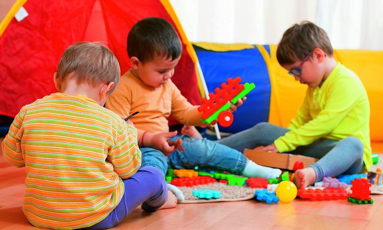 Giocare, costruire, fare… Imparare l’italiano con il metodo TPR | Giunti Scuola Giocare, costruire, fare… Imparare l’italiano con il metodo TPR | Giunti Scuola