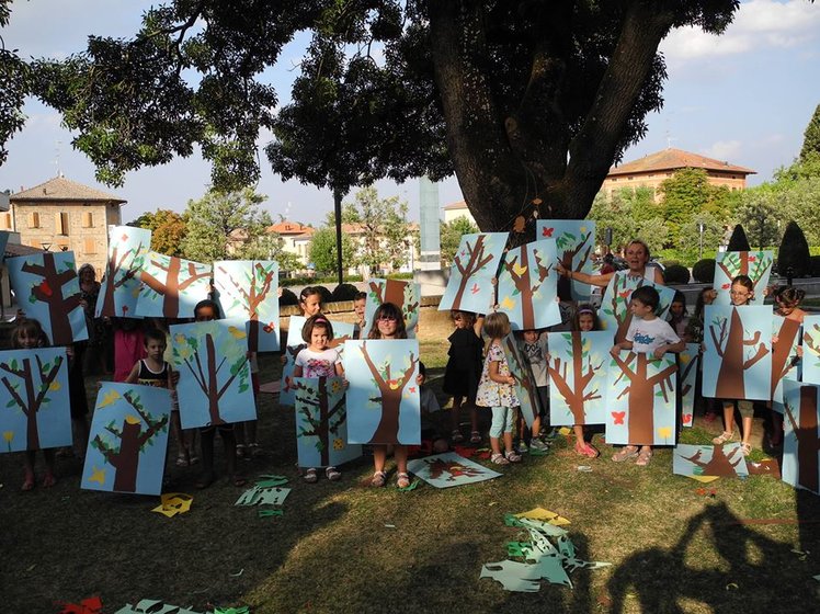 Gusti strambi, tirannosauri e spaventabambini al festival Libr'Aria di Albinea | Giunti Scuola Gusti strambi, tirannosauri e spaventabambini al festival Libr'Aria di Albinea | Giunti Scuola