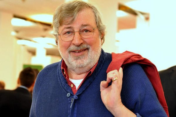 I bambini trasformano ogni cosa in un gioco | Giunti Scuola I bambini trasformano ogni cosa in un gioco | Giunti Scuola