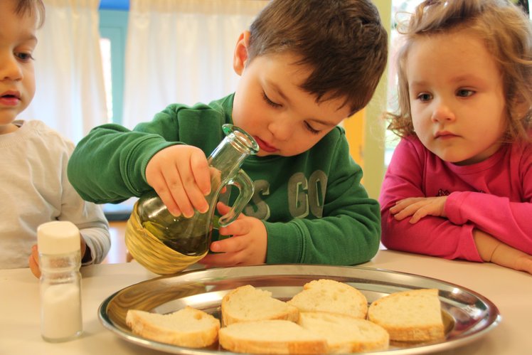 "Il bambino mangerà?" Affidarsi e affidare | Giunti Scuola