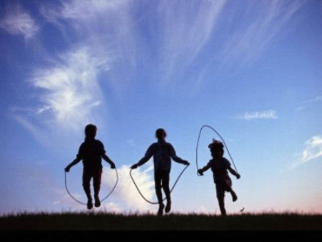 Il gioco per il bambino con autismo: un volano per lo sviluppo | Giunti Scuola Il gioco per il bambino con autismo: un volano per lo sviluppo | Giunti Scuola