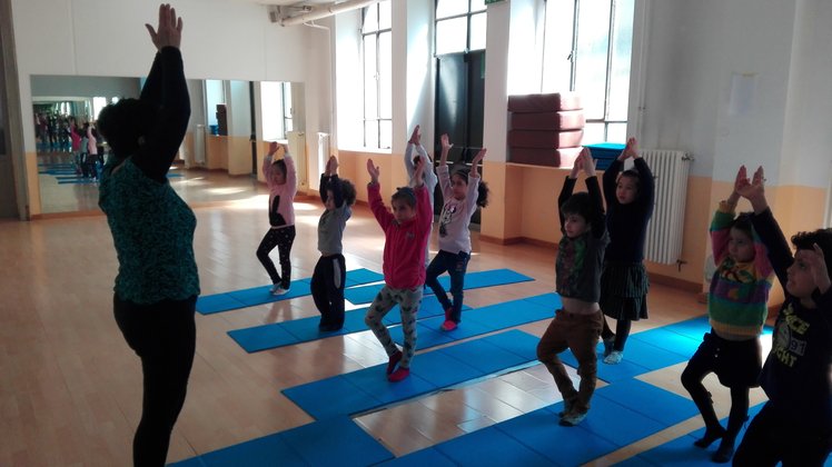 Io ero l'albero e tu il leone: raccontare con lo yoga | Giunti Scuola