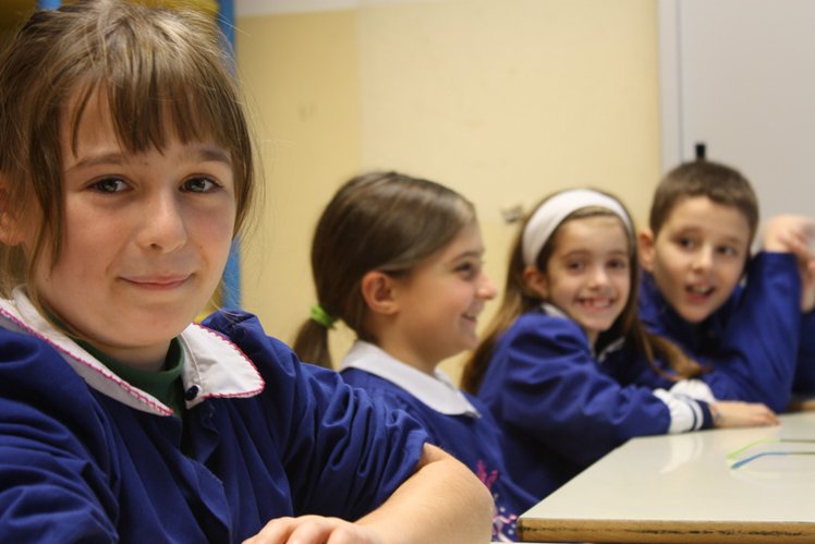 Iscrizioni scolastiche. Numero massimo alunni per classe in presenza di alunni portatori di handicap | Giunti Scuola Iscrizioni scolastiche. Numero massimo alunni per classe in presenza di alunni portatori di handicap | Giunti Scuola