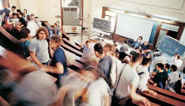 Italiano per stranieri: un bando per insegnare all'estero | Giunti Scuola
