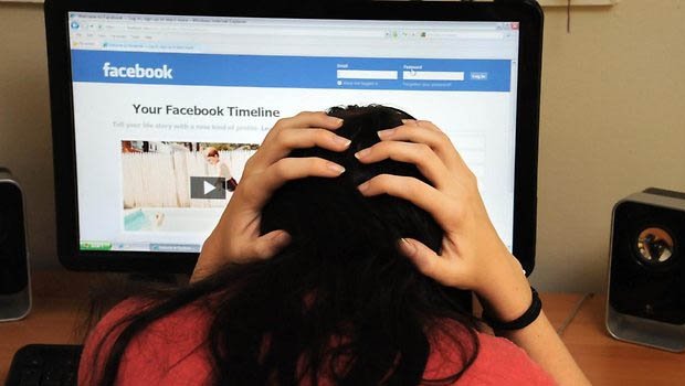 La sfida di un nuovo problema: il cyberbullismo | Giunti Scuola La sfida di un nuovo problema: il cyberbullismo | Giunti Scuola