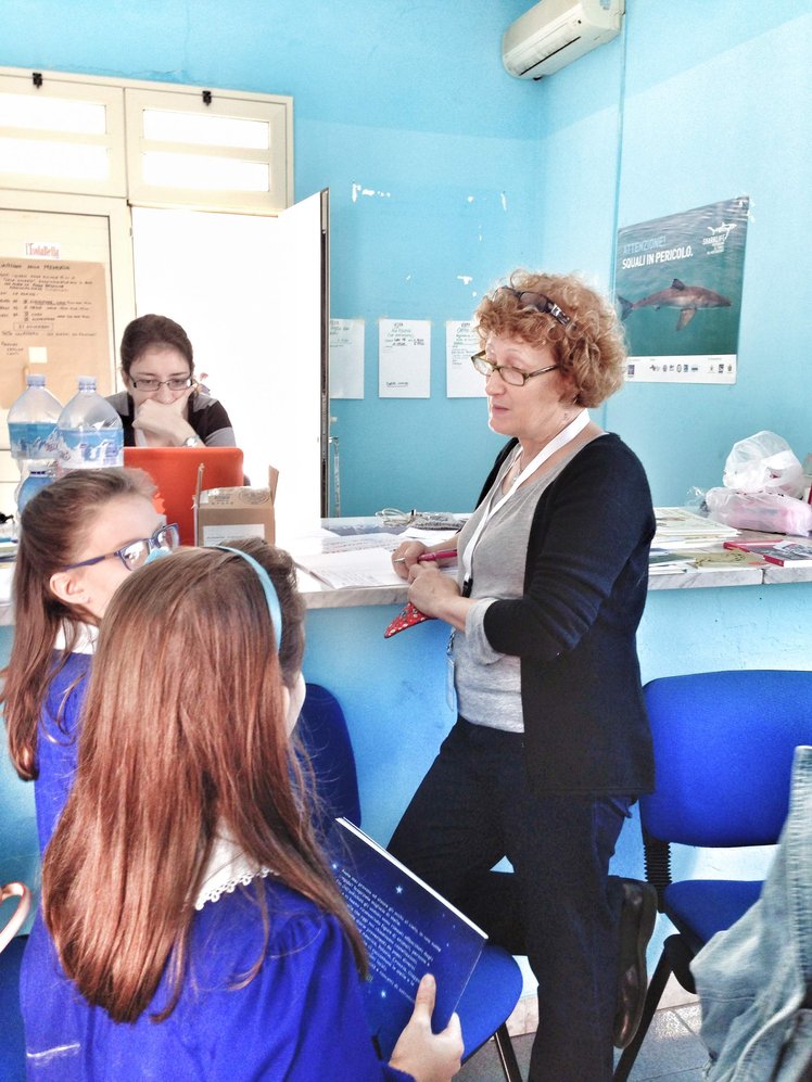 Lampedusa e la biblioteca che verrà | Giunti Scuola Lampedusa e la biblioteca che verrà | Giunti Scuola
