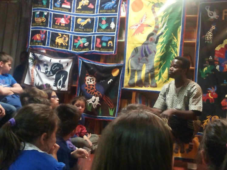 Leggere a scuola: tra "bibliomamme" e intercultura | Giunti Scuola Leggere a scuola: tra "bibliomamme" e intercultura | Giunti Scuola