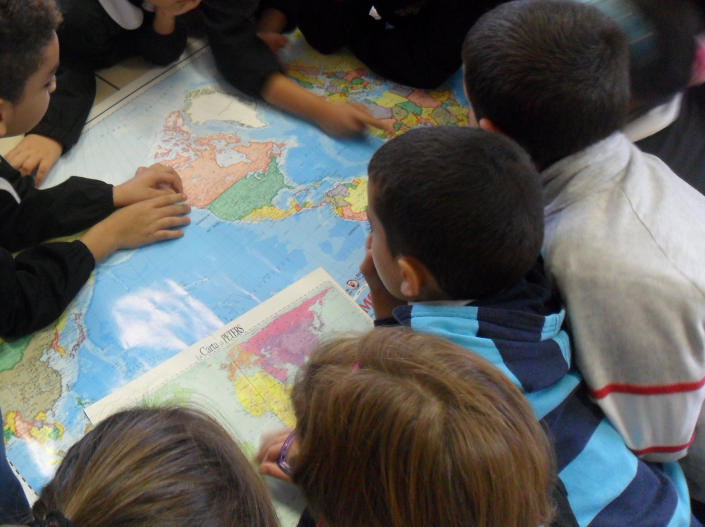 Leggere il mondo in modo diverso | Giunti Scuola