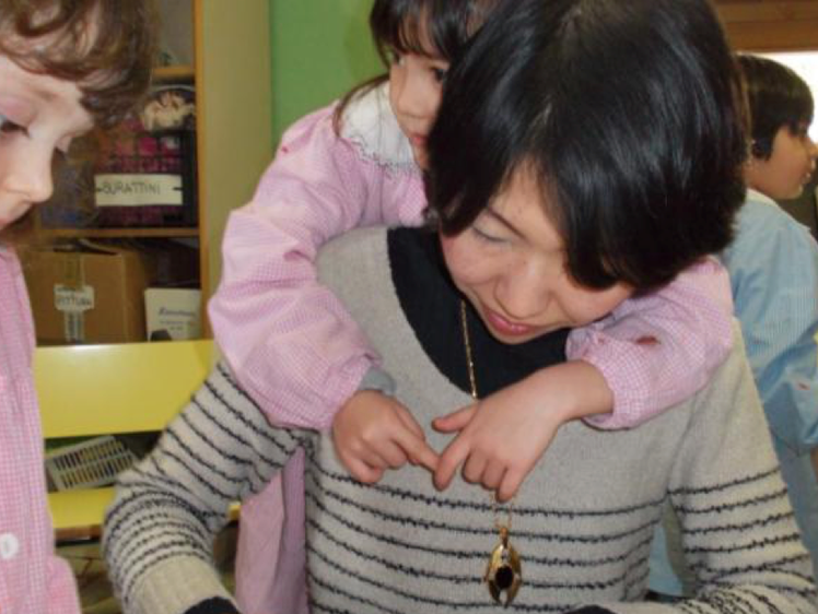 “Mamma, raccontaci…”: genitori narratori per un giorno | Giunti Scuola “Mamma, raccontaci…”: genitori narratori per un giorno | Giunti Scuola