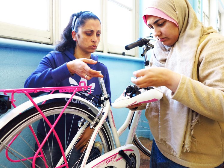 Mamme in bici | Giunti Scuola Mamme in bici | Giunti Scuola