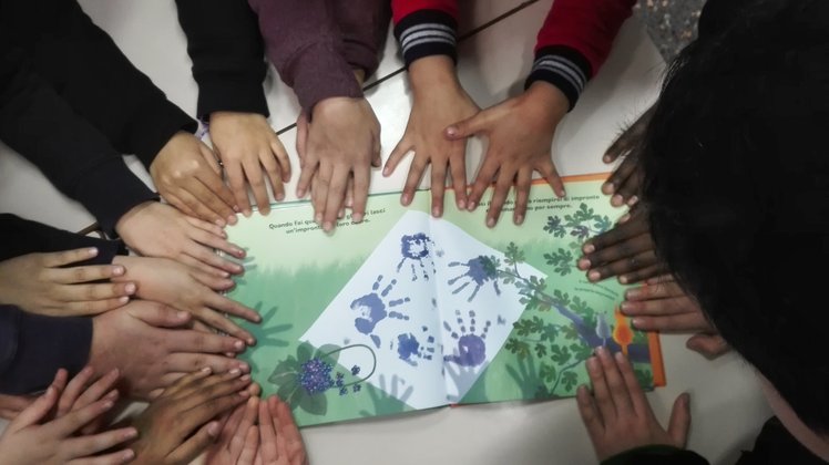 “Meglio un merlo in testa che un cattivo pensiero…”: il rispetto delle regole | Giunti Scuola “Meglio un merlo in testa che un cattivo pensiero…”: il rispetto delle regole | Giunti Scuola