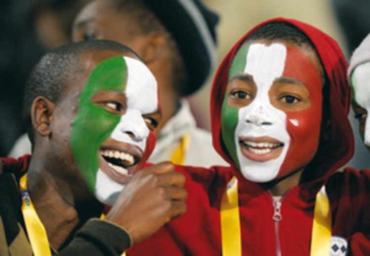 Nati in Italia, cittadini italiani? | Giunti Scuola Nati in Italia, cittadini italiani? | Giunti Scuola