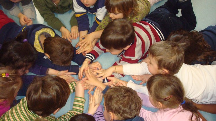 Pensando ai campi di esperienza – Dinamiche e interazioni dei campi | Giunti Scuola Pensando ai campi di esperienza – Dinamiche e interazioni dei campi | Giunti Scuola
