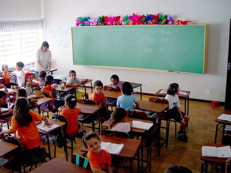Quale scuola per mio figlio? Accogliere le domande e i timori dei genitori | Giunti Scuola Quale scuola per mio figlio? Accogliere le domande e i timori dei genitori | Giunti Scuola