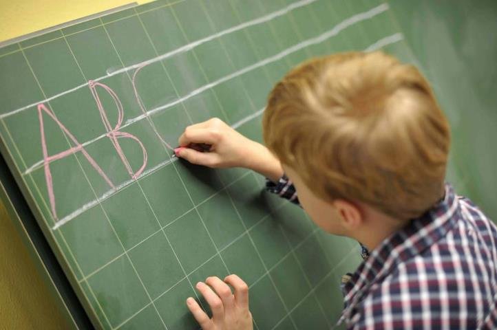 Quanto incide l’ambiente scolastico nel fenomeno della dislessia? | Giunti Scuola