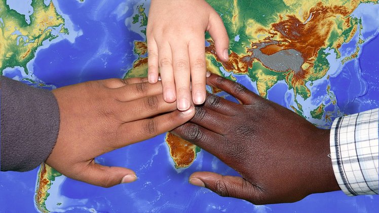 “Riuscire a farcela”: per una nuova educazione interculturale | Giunti Scuola “Riuscire a farcela”: per una nuova educazione interculturale | Giunti Scuola