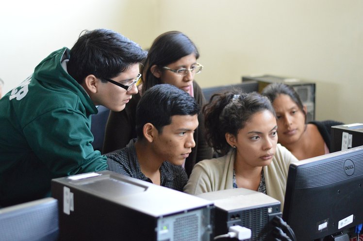 Riuscire a scuola: come supportare il successo scolastico degli alunni di origine migrante | Giunti Scuola Riuscire a scuola: come supportare il successo scolastico degli alunni di origine migrante | Giunti Scuola