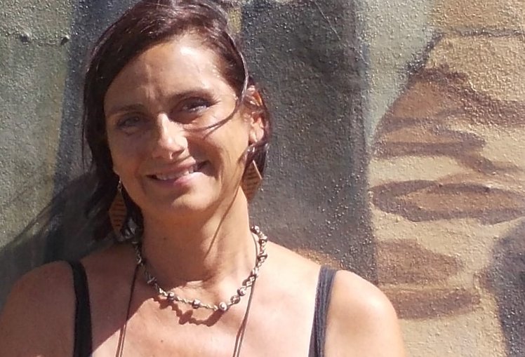 Sabrina Giarratana: "Una voce per avvicinare i bambini al linguaggio poetico" | Giunti Scuola Sabrina Giarratana: "Una voce per avvicinare i bambini al linguaggio poetico" | Giunti Scuola