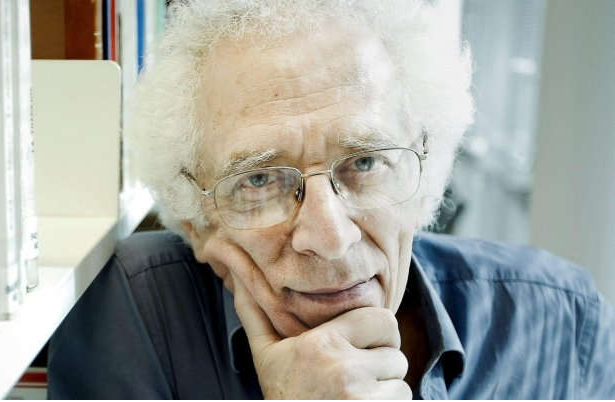 «Siamo tutti fatti di ciò che ci donano gli altri»: è morto il grande filosofo bulgaro Tzvetan Todorov, studioso dell'alterità | Giunti Scuola «Siamo tutti fatti di ciò che ci donano gli altri»: è morto il grande filosofo bulgaro Tzvetan Todorov, studioso dell'alterità | Giunti Scuola
