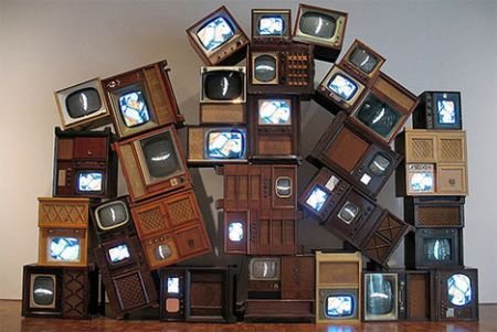 Televisione: i bambini ne sanno più di noi | Giunti Scuola Televisione: i bambini ne sanno più di noi | Giunti Scuola