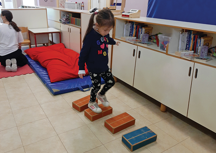 Uguali e diversi | Giunti Scuola Uguali e diversi | Giunti Scuola