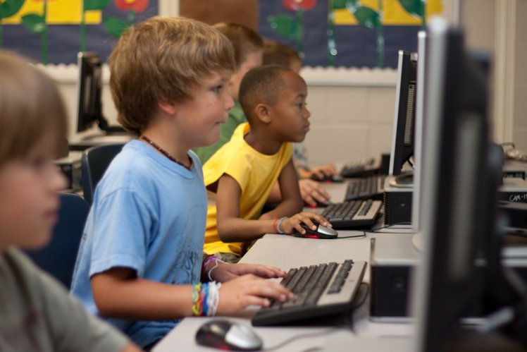 Un sillabo per spiegare l'educazione civica digitale | Giunti Scuola Un sillabo per spiegare l'educazione civica digitale | Giunti Scuola