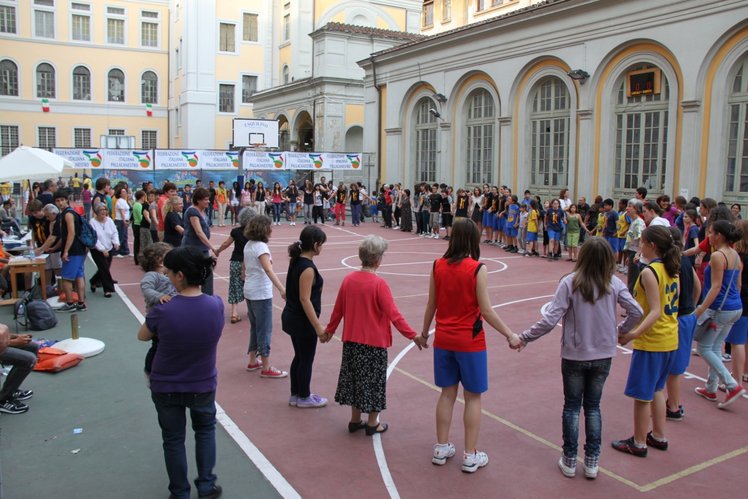 Una giornata di festa per una città a misura di tutti i bambini | Giunti Scuola Una giornata di festa per una città a misura di tutti i bambini | Giunti Scuola