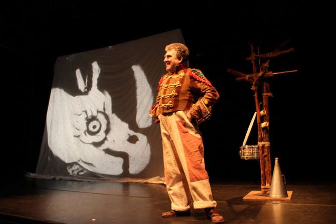 Urbino - “Il libro va a teatro”, dibattito tra attori, registi ed operatori teatrali in apertura del progetto “Adotta l’autore” | Giunti Scuola Urbino - “Il libro va a teatro”, dibattito tra attori, registi ed operatori teatrali in apertura del progetto “Adotta l’autore” | Giunti Scuola
